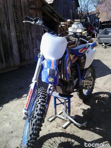 Yamaha yz, 2003