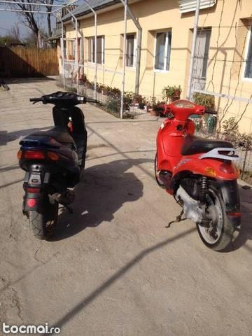 2 Scutere Piaggio