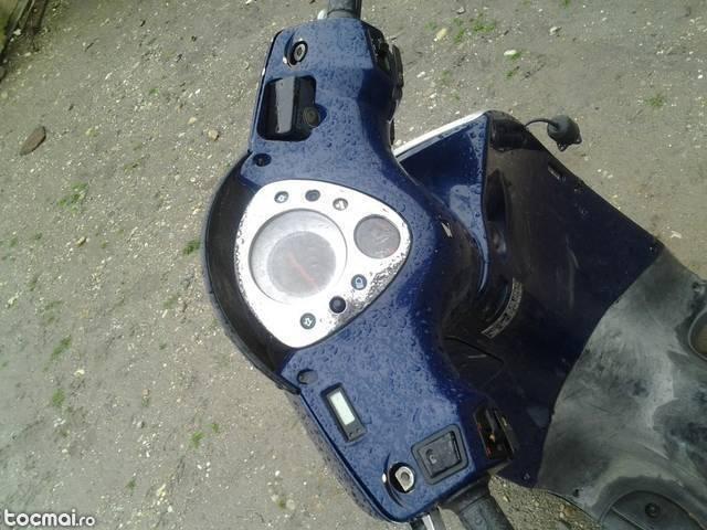 honda aron 125 2004