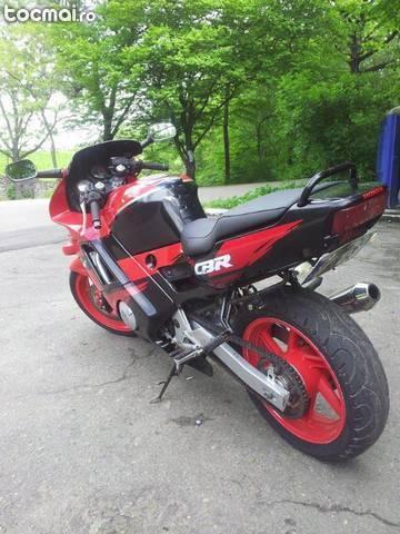 Honda CBR 600 F
