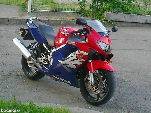 Honda CBR 600 F4, 1999