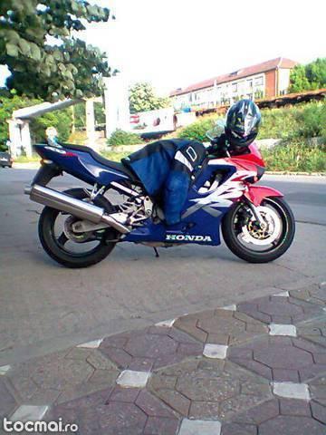 Honda CBR 600 F4, 1999