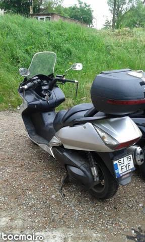 honda silverwing 600