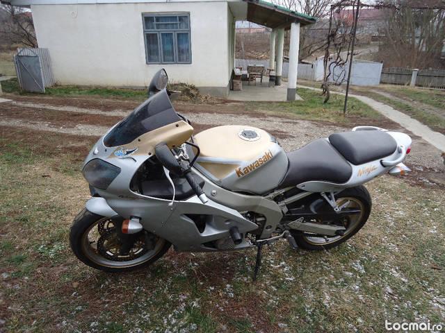 Kawasaki zx6r, 2000