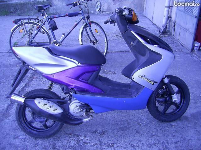Motoscuter Yamaha 49n cm3