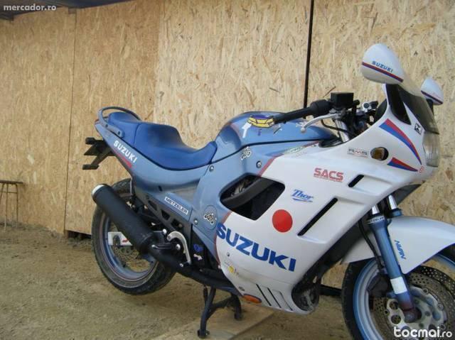 Suzuki gsx, 1993