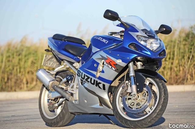 Suzuki GSX- R K1 750