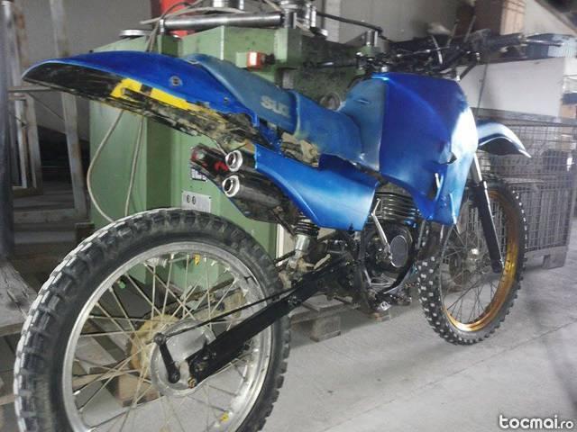 Suzuki Kross 125