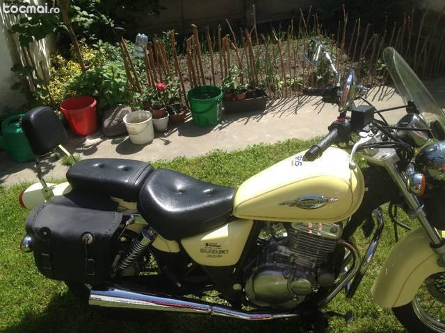 Suzuki Marauder 250