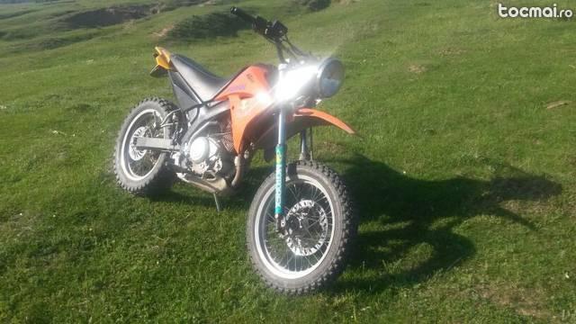 Yamaha XT- R, 2005