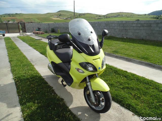 Piaggio x9, 2002