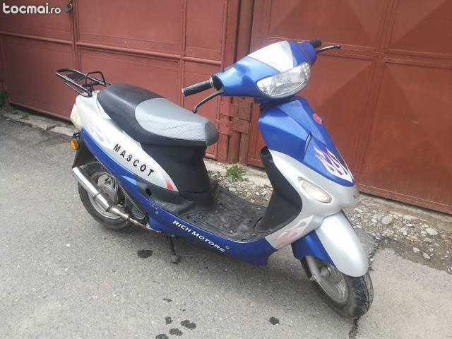 scuter Suzuki tt 49cmc, 2008 Carte R, A, R!