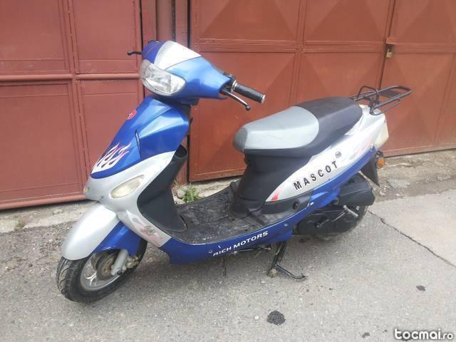 scuter Suzuki tt 49cmc, 2008 Carte R, A, R!