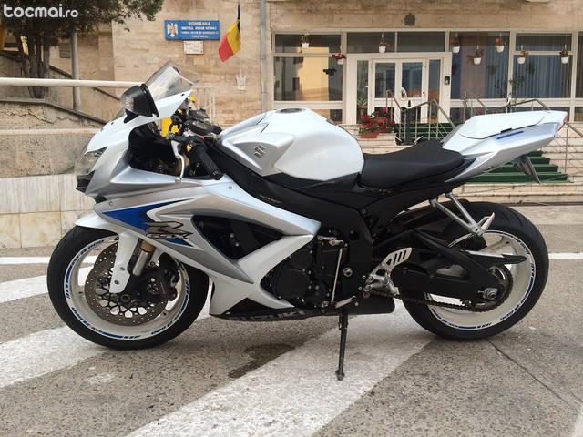 Suzuki gsx- r 600 k8