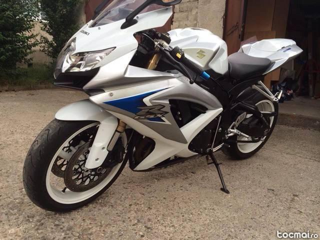 Suzuki gsx- r600, 2009