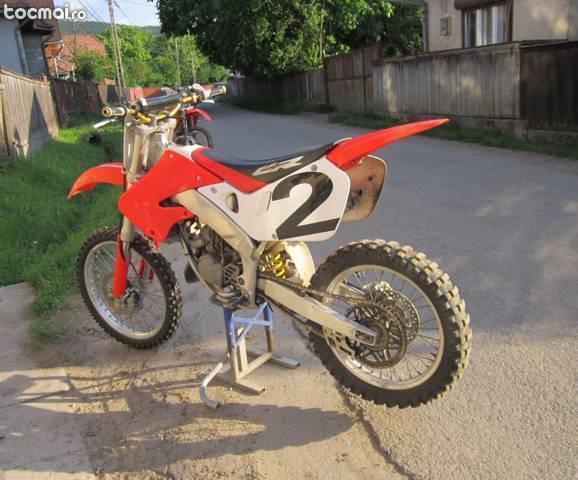 Honda CR- 125, 2004