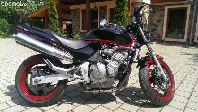 Honda Hornet 600, 2000