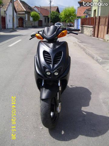 Yamaha aerox malossi Schimb