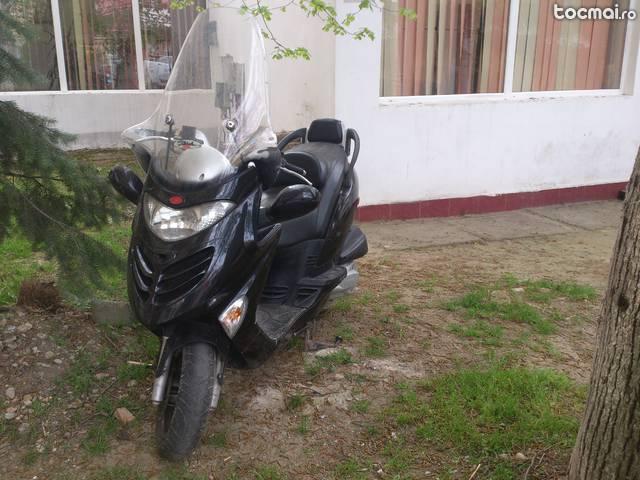 Kymco Grand dink 250, 2001