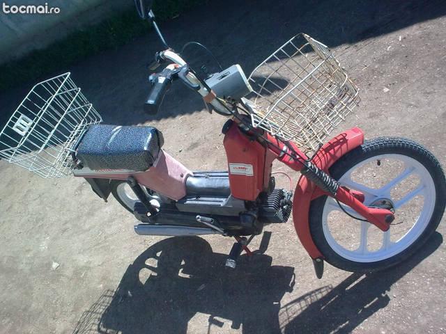 Moped marca Morini