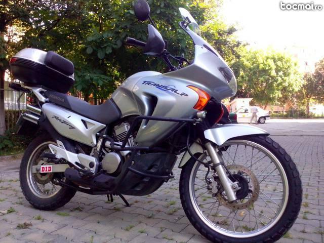 Honda Transalp 650 din 2004