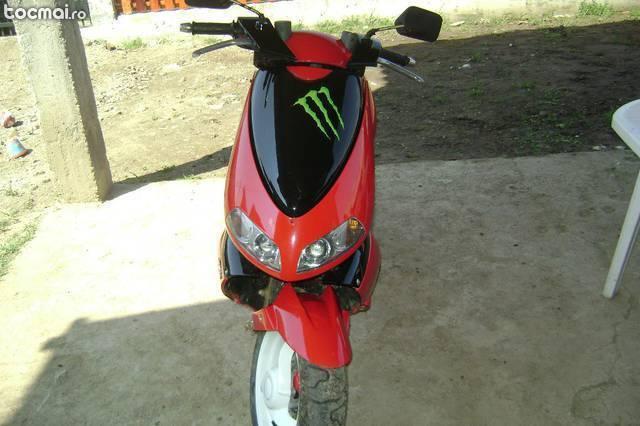 aprilia moped motociclu 2005