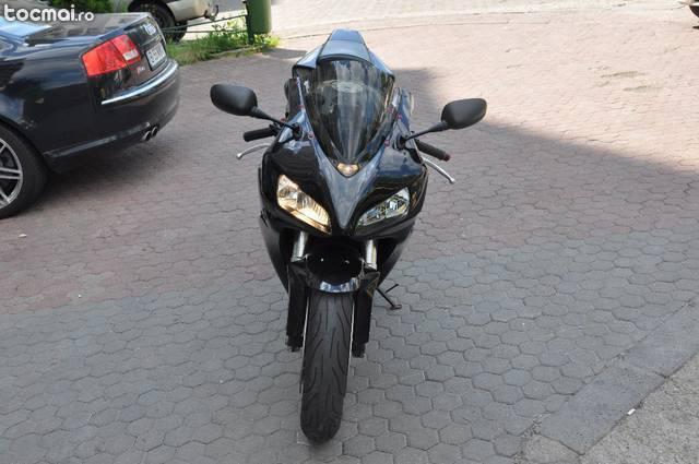 Honda CBR 1000 RR 2007, 8000 km