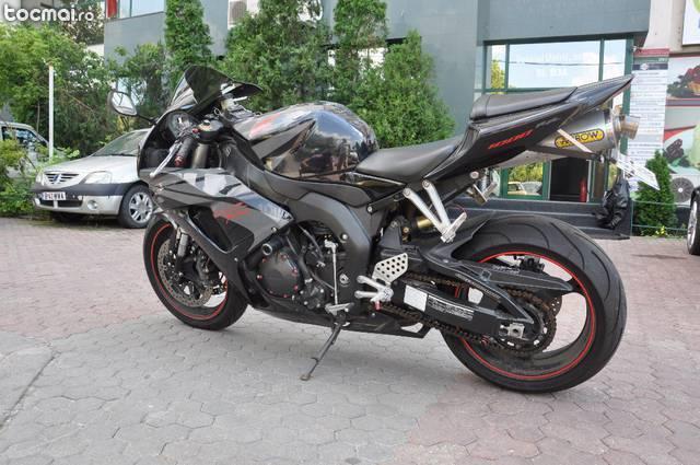 Honda CBR 1000 RR 2007, 8000 km