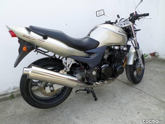 Kawasaki zr750 an2002 24934