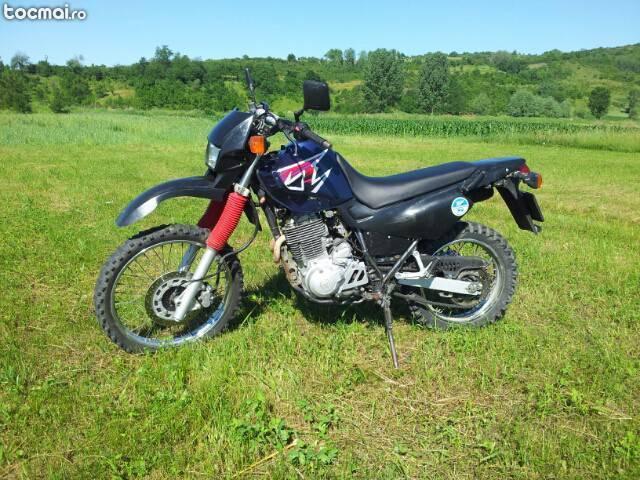 yamaha xt600