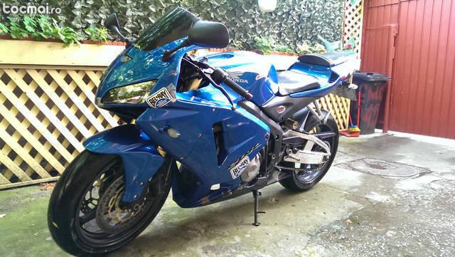 Honda cbr 600 rr, 2005, 17000km