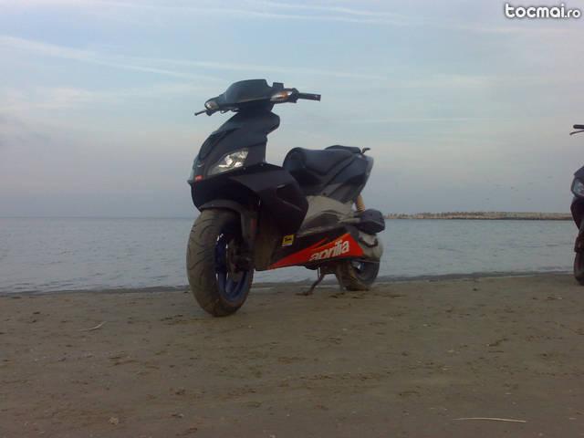 Aprilia SR 50 R , 2008