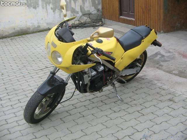 Yamaha FZ, 1988