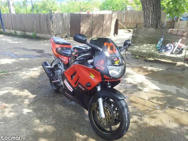 honda cbr 600