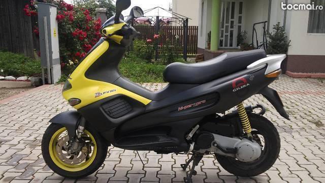 Scuter Gilera Runner 2004