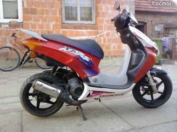 Honda x8rs