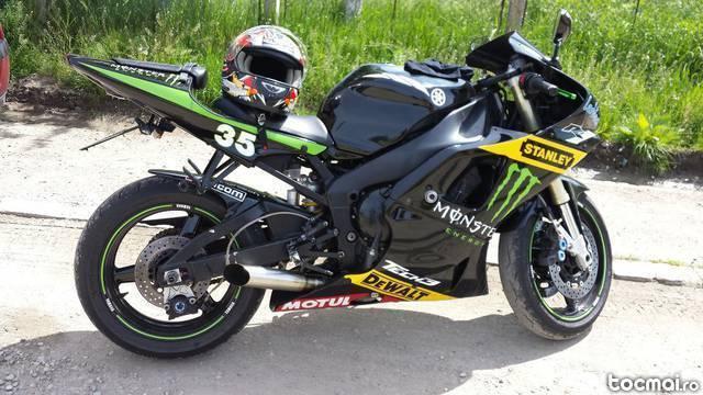 Yamaha YZF R1, 2001