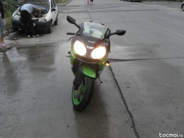 Kawasaki zx9r, 2000 sau schimb cu auto