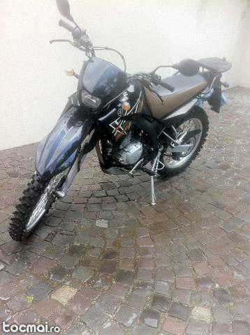 Yamaha XT 125, 2007