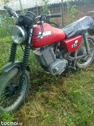 Motocicleta mz/ etz 250