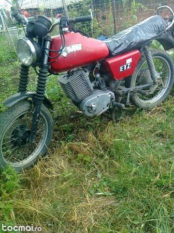 Motocicleta mz/ etz 250
