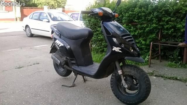 Piaggio salit nrg