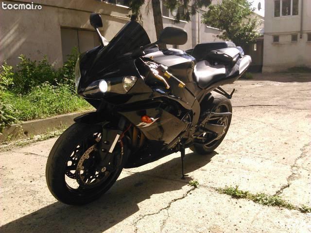 Yamaha YZF R1, 2007