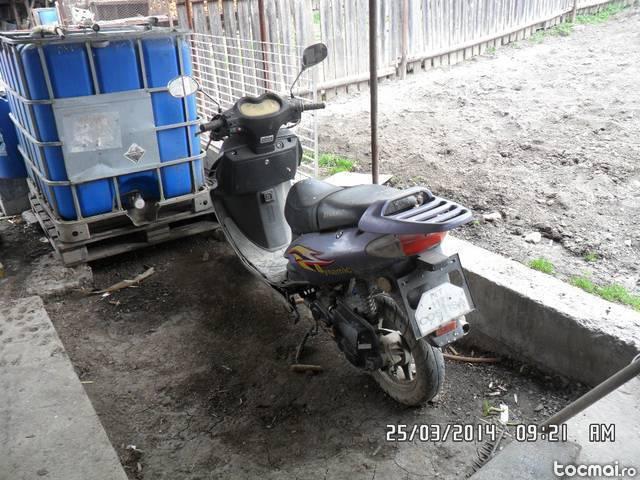 moto 2006