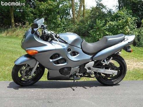 Suzuki GSX750F fab. 2004