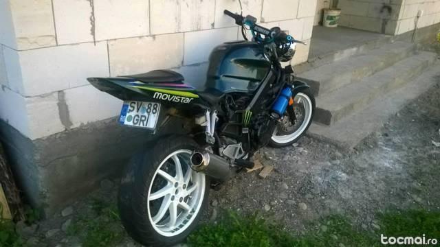 honda vfr 750r variante