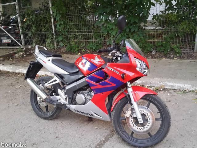 Honda CRB 125 6700 km reali, impecabil