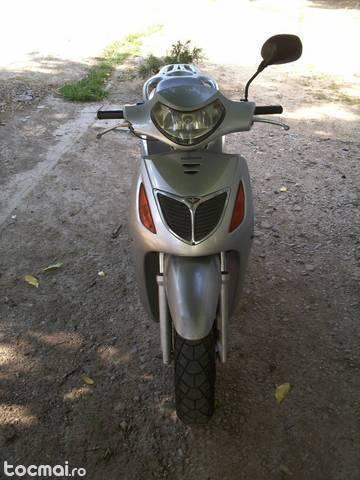 Motocicleta honda