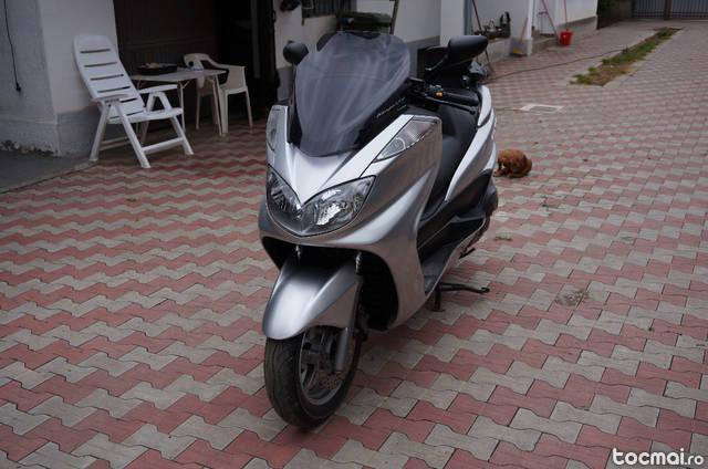 yamaha majesty 400 , 9200 km