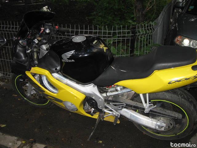 Honda CBR F3, 1999